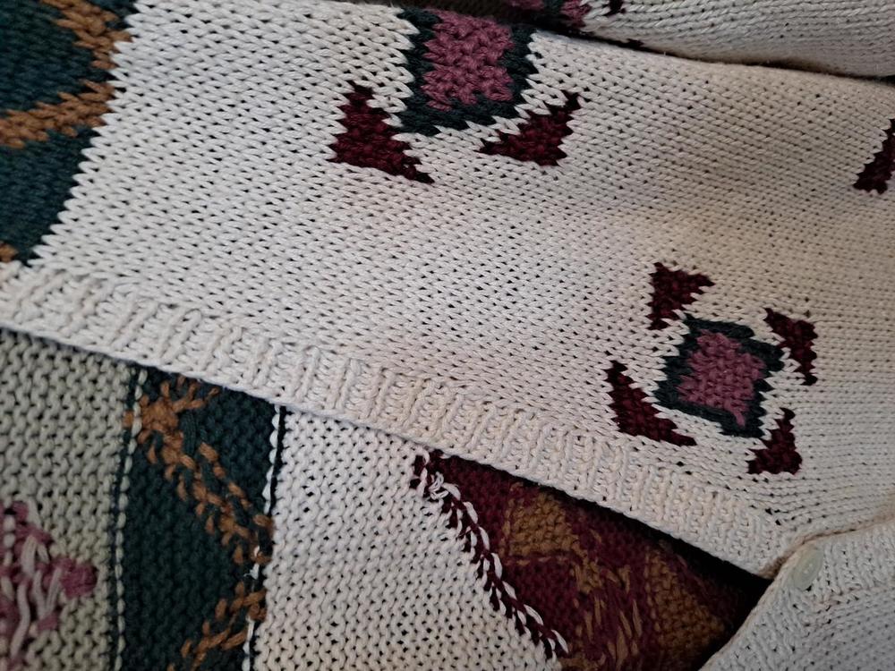 Outback Red Cardigan with Aztec Design‎ Sweater  Size Small - Picture 2 of 5